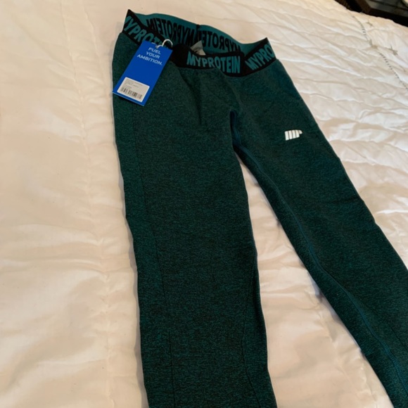 NWT My Protein Green Seamless Leggings size xs - Picture 2 of 3